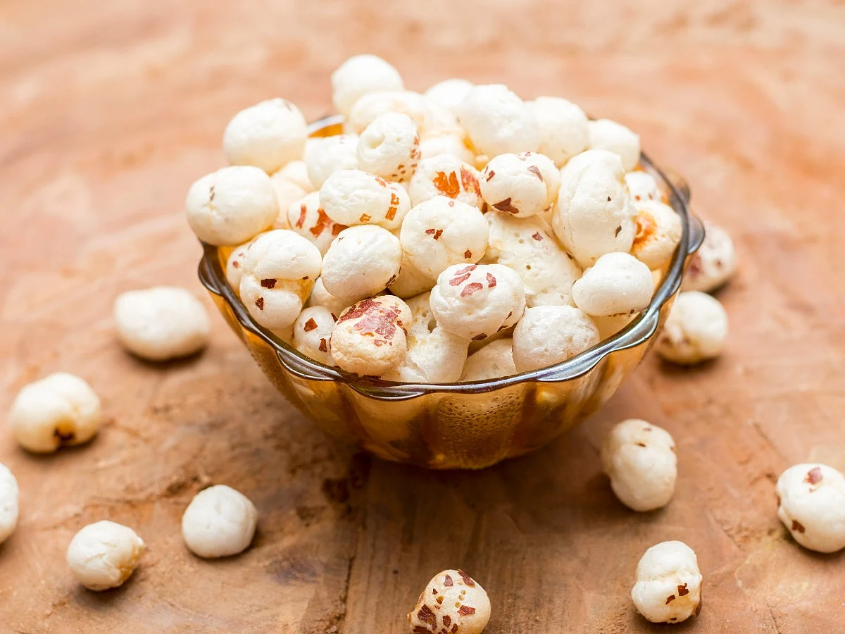 thequint_2023-10_a02d878c-c5ac-4fbb-94df-94efae2485b0_makhana_is_lotus_seeds_or_fox_nuts_used_to_preparing_various_foods_in_india_jpg_s_1024x1024_w_is_k_2